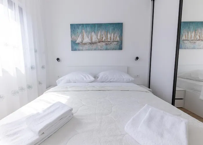 Ivan & Marko * Τρογκίρ