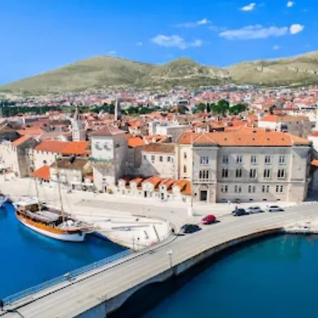 Ivan & Marko شقة *